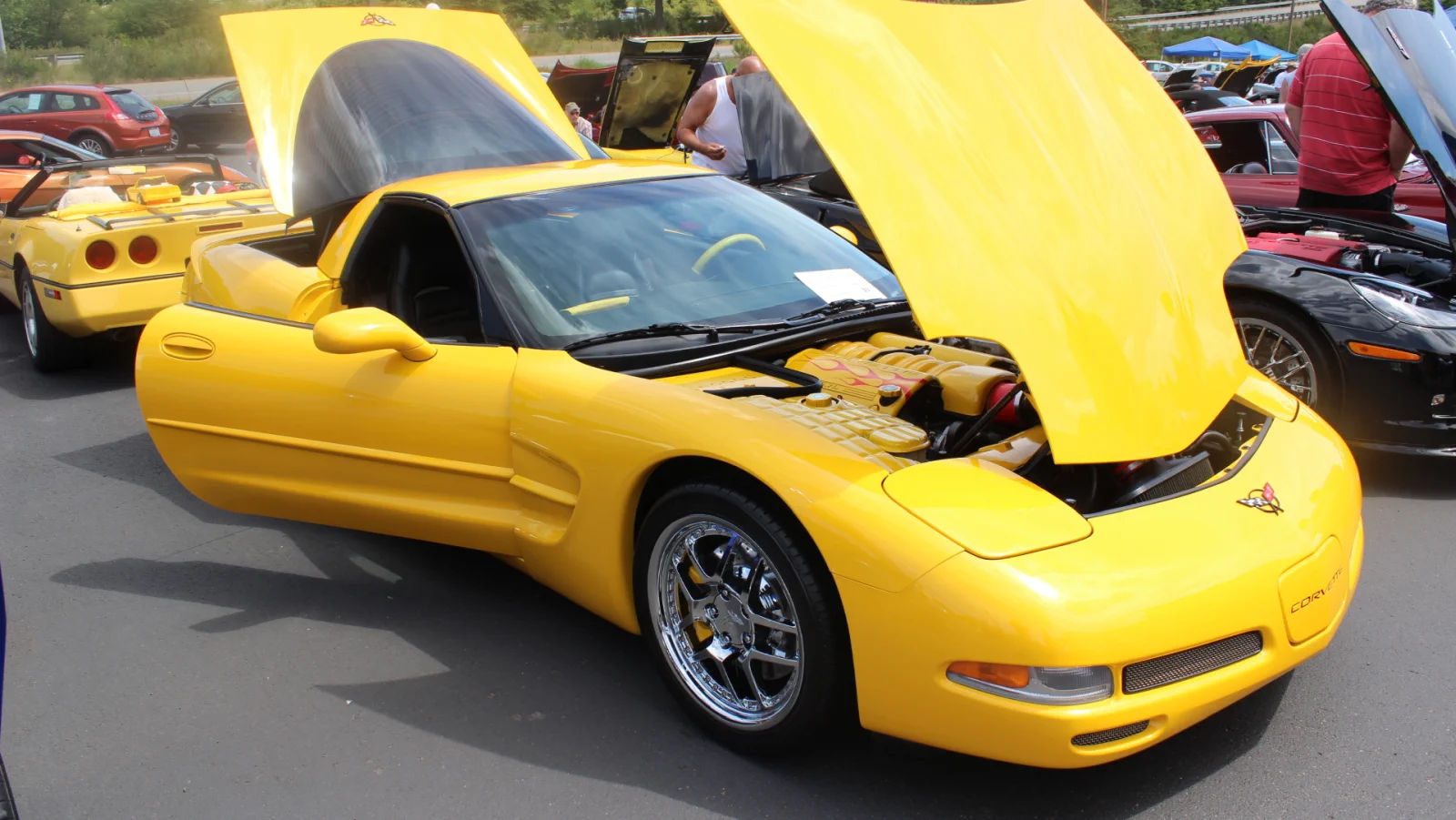 Corvette Generations/C5/C5 Yellow -Miller.webp